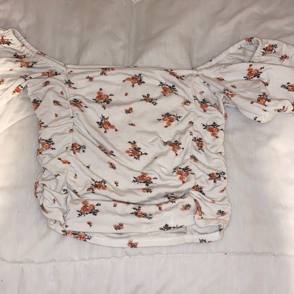 F21 white top